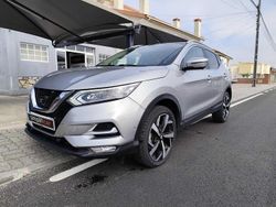 Cinzento Usado 2017 Nissan Qashqai SUV | € 20.900 (Caro)