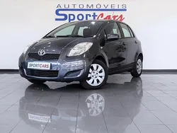 Cinza Usado 2010 Toyota Yaris Citadino | € 8.250 (Preço elevado)