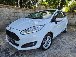 Branco Usado 2016 Ford Fiesta Trend Citadino | € 12.990 (Caro)