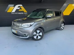 Cinzento Usado 2017 Kia Soul EV SUV | € 10.300
