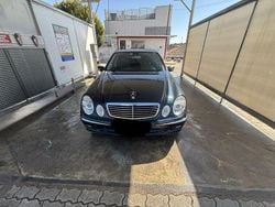 Usado 2005 Mercedes E270 Sedan | € 8.800 (Caro)