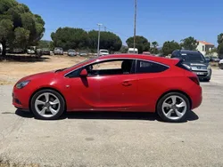 Vermelho Usado 2016 Opel Astra GTC Sedan | € 15.999