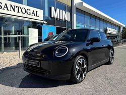 Preto Usado 2024 Mini Cooper SE Classic Citadino | € 34.900 (Preço justo)