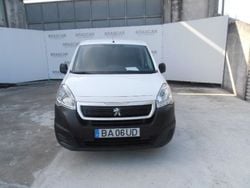 Branco Usado 2016 Peugeot Partner Van | € 12.000 (Preço justo)