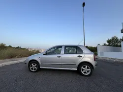 Usado 2001 Skoda Fabia Comfort Sedan | € 2.400