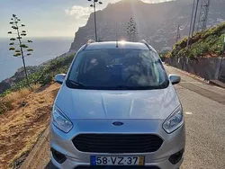 Usado 2019 Ford Tourneo Courier Monovolume | € 13.750 (Preço elevado)