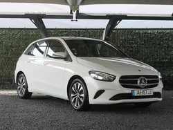 Branco Usado 2021 Mercedes B250 Style Monovolume | € 24.790