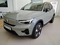 Verde Usado 2024 Volvo EX40 Plus SUV | € 50.900