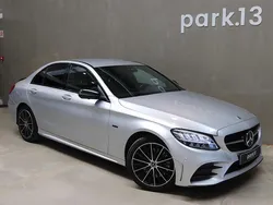 Cinza Usado 2021 Mercedes C300 AMG line Sedan | € 32.990 (Preço justo)