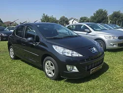 Usado 2011 Peugeot 207 Sedan | € 4.950 (Preço justo)