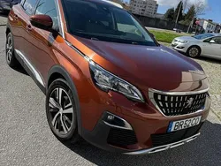 Usado 2020 Peugeot 3008 Allure Sedan | € 19.000 (Bom preço)