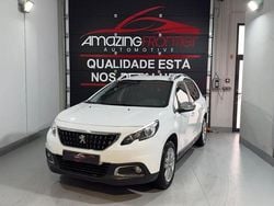 Branco Usado 2018 Peugeot 2008 Style SUV | € 10.750 (Bom preço)