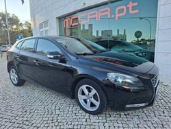 Preto Usado 2015 Volvo V40 Momentum | € 13.000 (Super Preço)