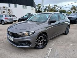 Cinza Usado 2022 Fiat Tipo City Life Sedan | € 14.950 (Preço justo)