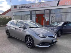 Cinzento Usado 2017 Toyota Auris Touring Sports Carrinha | € 15.850