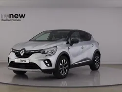 Pintura metalizada cinzento highland / tejadilho preto estrela Usado 2023 Renault Captur Techno SUV | € 20.490 (Preço justo)