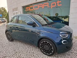 Azul Usado 2021 Fiat 500e La Prima Citadino | € 19.990 (Preço justo)