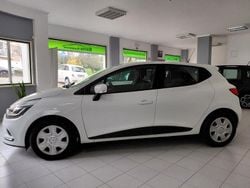 Branco Usado 2018 Renault Clio IV Zen | € 7.999 (Bom preço)