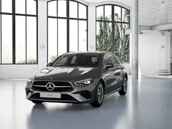Cinzento Novo 2025 Mercedes CLA250e Sedan | € 53.825 (Bom preço)