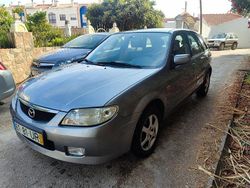 Usado 2003 Mazda 323 Sedan | € 2.250