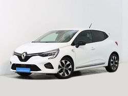 Branco Usado 2022 Renault Clio V | € 15.450 (Preço justo)