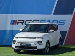 Branco Usado 2022 Kia Soul EV SUV | € 22.990 (Bom preço)