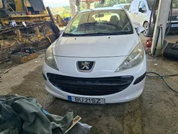 Usado 2006 Peugeot 207 | € 3.900 (Bom preço)