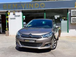 Cinzento Usado 2017 Citroën C4 PureTech Citadino | € 12.970 (Preço justo)