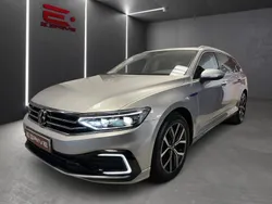 Cinzento Usado 2020 VW Passat Carrinha | € 23.480 (Preço justo)