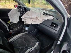 Usado 2016 VW Polo Sedan | € 2.000