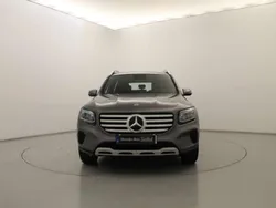 Cinzento mountain Usado 2024 Mercedes GLB180 SUV | € 48.490