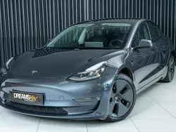 Cinzento Usado 2021 Tesla Model 3 Sedan | € 28.800 (Preço justo)