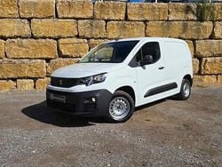 Branco Usado 2019 Peugeot Partner Premium Monovolume | € 13.950 (Preço justo)