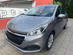 Cinza Usado 2019 Peugeot 208 Style Citadino | € 10.700 (Bom preço)