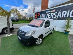 Branco Usado 2020 Renault Kangoo Monovolume | € 14.000 (Preço justo)