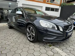 Cinzento Usado 2013 Volvo S60 Sedan | € 12.750