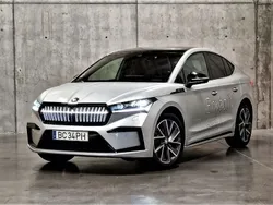 Cinza Usado 2023 Skoda Enyaq iV SUV | € 49.990 (Preço elevado)