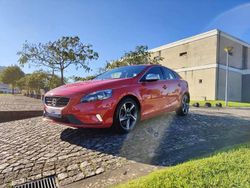 Vermelho Usado 2016 Volvo V40 Carrinha | € 14.950 (Preço justo)