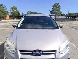Usado 2012 Ford Focus Titanium Sedan | € 9.000 (Preço justo)