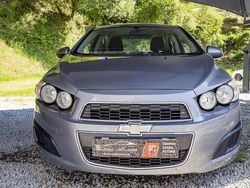 Cinza Usado 2012 Chevrolet Aveo LT Sedan | € 6.900