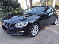 Preto Usado 2014 Volvo V60 Momentum Carrinha | € 11.450 (Bom preço)