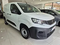 Branco Usado 2021 Peugeot Partner Monovolume | € 15.990 (Preço justo)