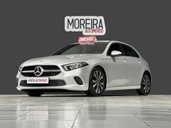 Cinza Usado 2020 Mercedes A160 Style Sedan | € 19.999 (Preço justo)