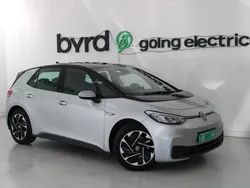 Cinzento Usado 2021 VW ID.3 Citadino | € 18.900 (Bom preço)