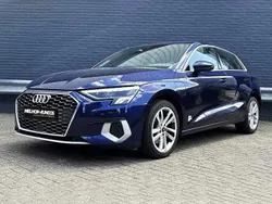 Azul Usado 2022 Audi A3 Sportback e-tron Sedan | € 22.500 (Caro)
