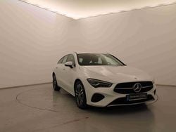 Branco Usado 2024 Mercedes CLA180 Sedan | € 36.990 (Preço justo)