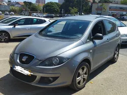 Usado 2008 Seat Altea XL Monovolume | € 4.800