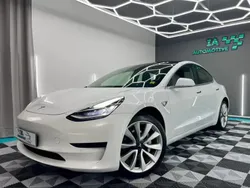 Branco Usado 2019 Tesla Model 3 Standard Range Sedan | € 20.499 (Bom preço)