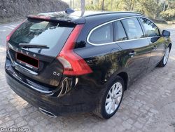 Preto Usado 2014 Volvo V60 Momentum Carrinha | € 11.750 (Bom preço)