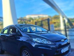 Usado 2010 Ford Fiesta Trend Sedan | € 4.500